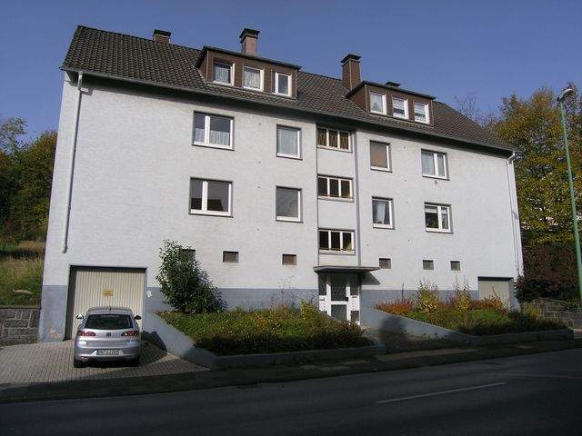 3-Zimmer-Wohnung mit Wohnküche im I. Obergeschoss - Foto 2