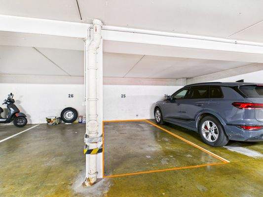 Tiefgaragenstellplatz