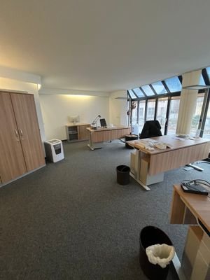 Büro 1