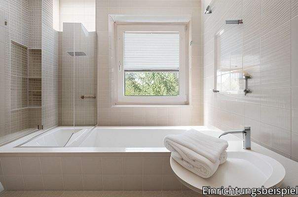 Badezimmer mit Wanne