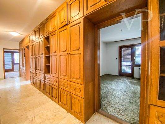 EA869683-42C9-42D1-A213-0C321A1CCBFF