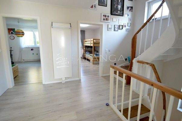 Heller Flurz und Eingangsbereich