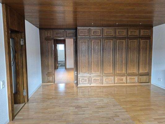 Gerlingen Wohnung Wohnzimmer nach innen.jpg