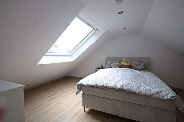 Schlafzimmer rechte Oberwohnung