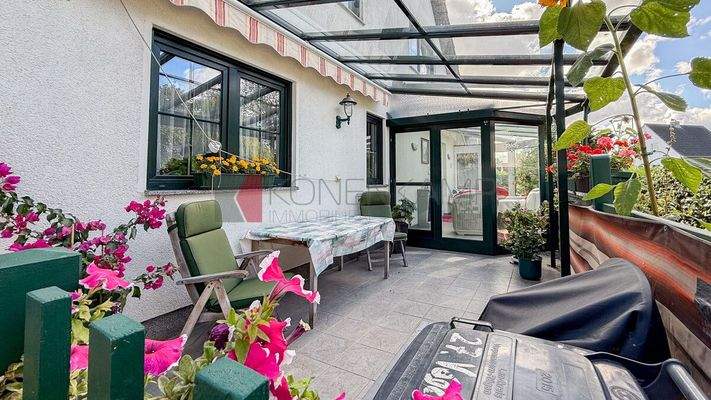 Überdachte Terrasse