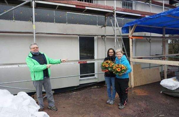 Glückliche Bauherren