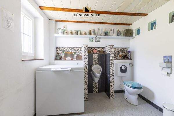 Badezimmer Nebengebäude