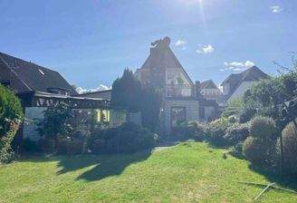 Haus_hinten_mit_großem_Garten