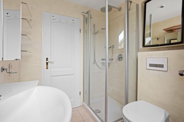 Badezimmer DG
