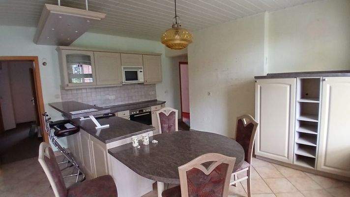 Küche 1 mit EBK im EG