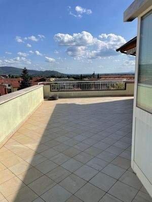 PHOTO-2025-09-24-18-30-50 3.jpeg