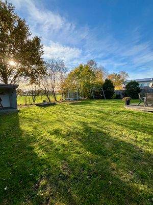 Blick in den großzügigen Garten