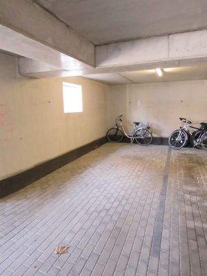 62 gepflasterter Tiefgaragenstellplatz (Benutzerdefiniert).jpg