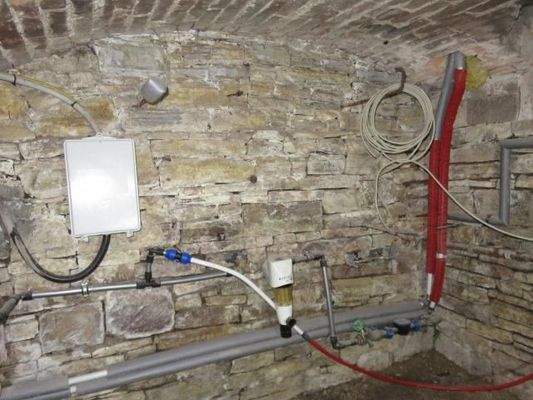 KG: Elektro-Hausanschlusskasten