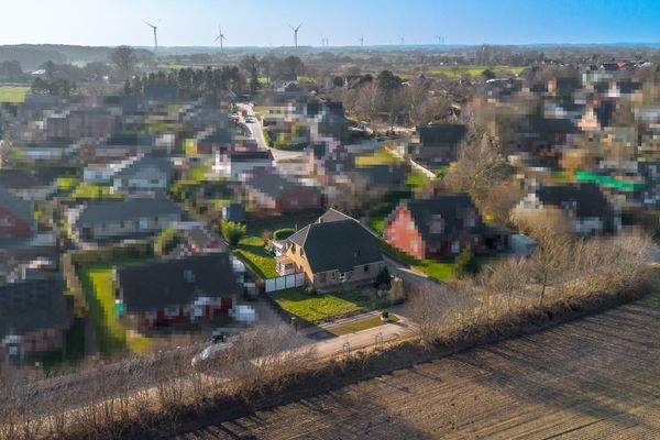 DI - Forbes Global Properties_28