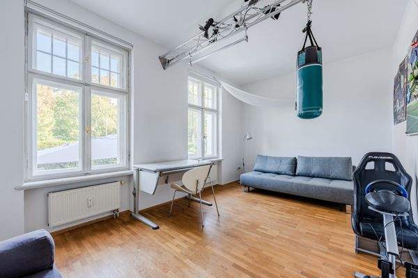 Kinder-, Arbeits-, oder Gästezimmer im Eingangsber