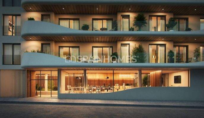 Chic Beachside Marbella Apartments with Spacious Terraces