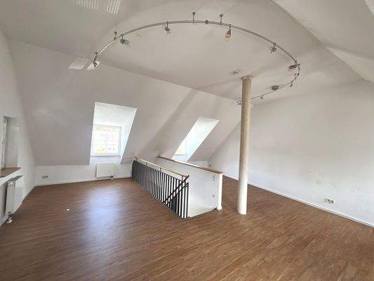 Großzügiges Obergeschoss