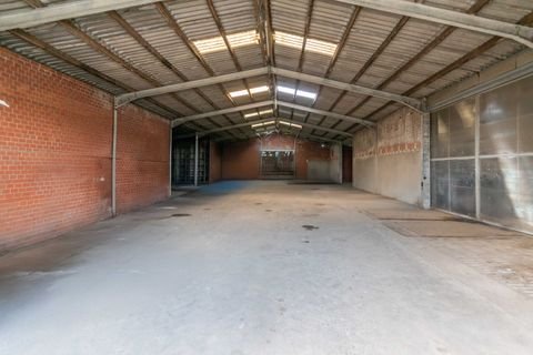Brüggen Halle, Brüggen Hallenfläche
