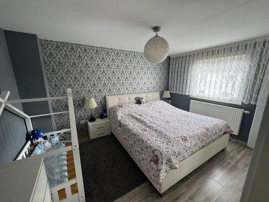 Elternschlafzimmer OG