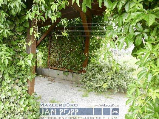 Überdachung im Garten
