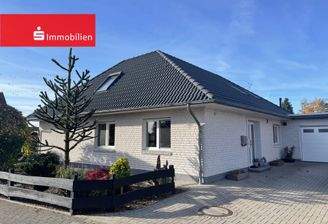 Eingangsbereich mit Garage