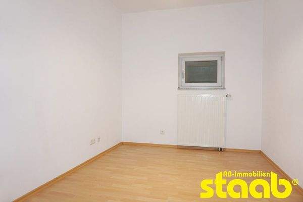 Keller, beheizt - Office denkbar