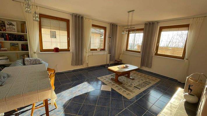 414765776_351570524492544_6978174298528997654_n má