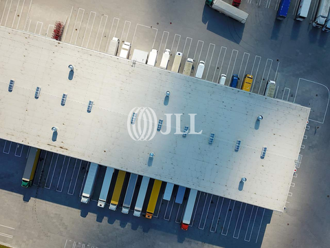 Karlsfeld Halle, Karlsfeld Hallenfläche