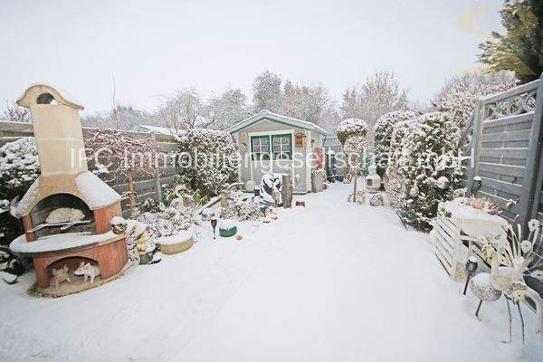 Blick aufs Grundstück