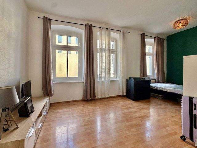 Eigene Gartenterasse inklusive! Gemütliche 2-Raum-Wohnung mit EBK im Erdgeschoss - Photo 2