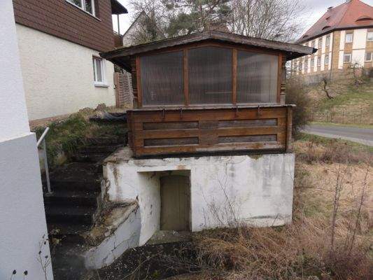 Gartenhaus mit Unterkellerung.JPG