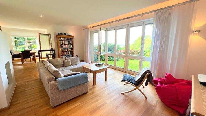 Weiter grüner Ausblick - Hanglage nahe Süllberg