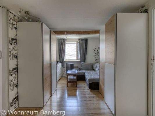 #15 DG Durchgangsraum Schlafzimmer 4 / Wohnen