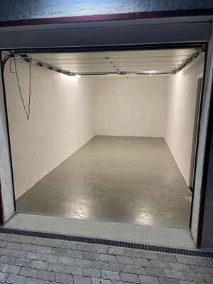 Garage Nr. 2 - Einzelgarage mit rückwärtigem Fahrr