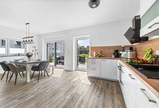 Küchen- und Essbereich