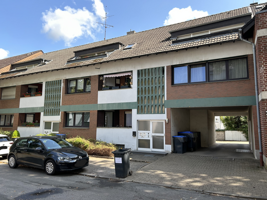 Hausansicht von der Straße