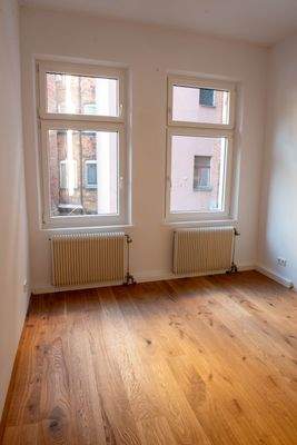 Großes Hinterzimmer