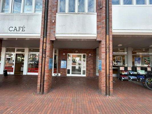 Eingangsbereich Geschäftshaus