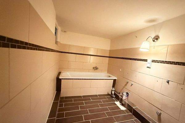 Wannenbad im Kellergeschoss