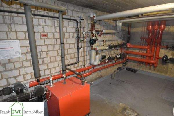 Versorgungskeller, Wohn- und Geschäftshaus