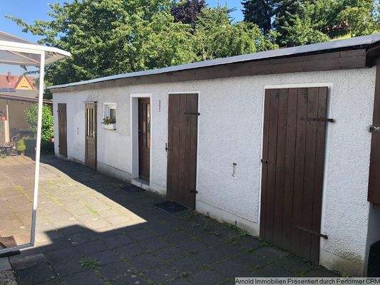 Nebengebäude Schuppen