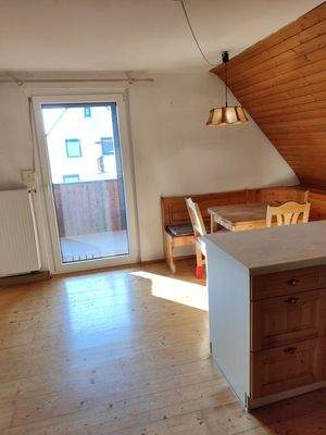 Küche 1.OG mit Balkonzugang