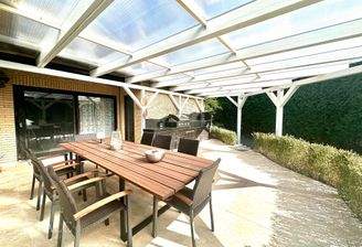 Überdachte Terrasse