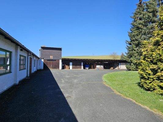 Innenhof _ Nebengebäude