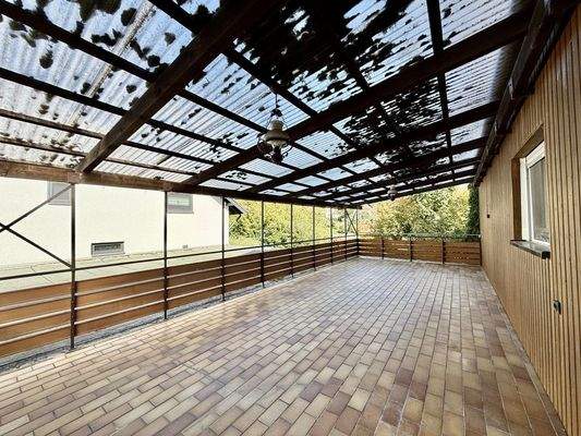 überdachte Terrasse II