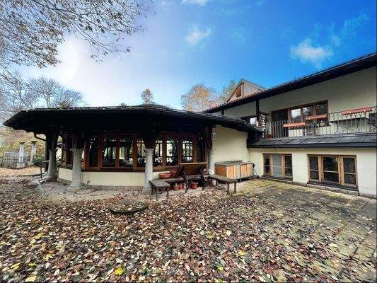 Südost-Terrasse mit Pavillon