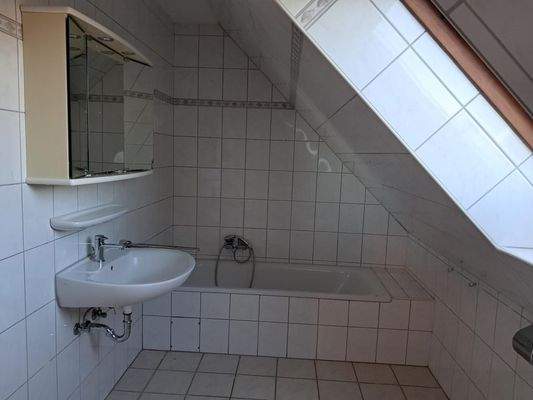 Badewanne im Tageslichtbad