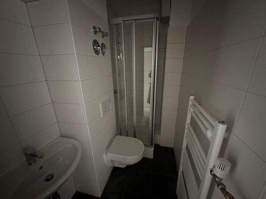 Wohnung-Gießen-Aulweg 11-50060-042 WE45-Bad