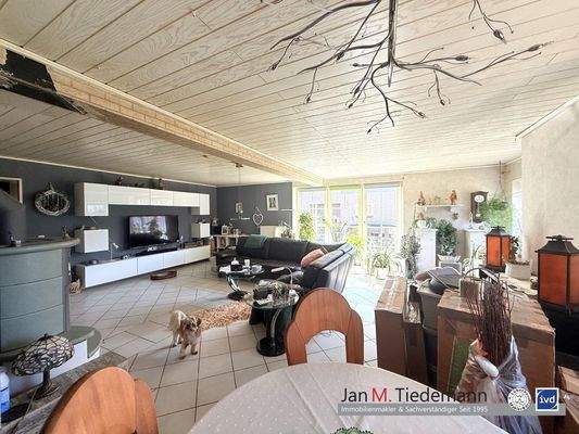 großer Wohnbereich (2)